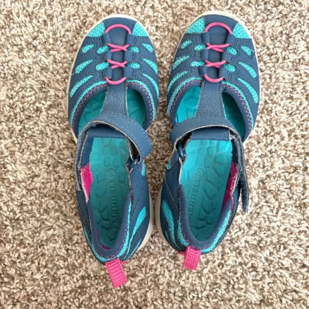Size 2 / Girls Merrell Shoes Bundle